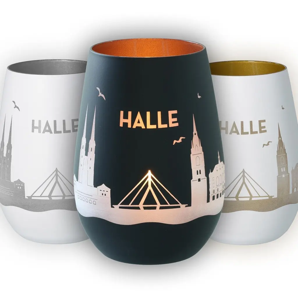 Weißer Trinkbecher, Hochglanz-Glas, Halle, Städtische Silhouette, Vitrinen-Design