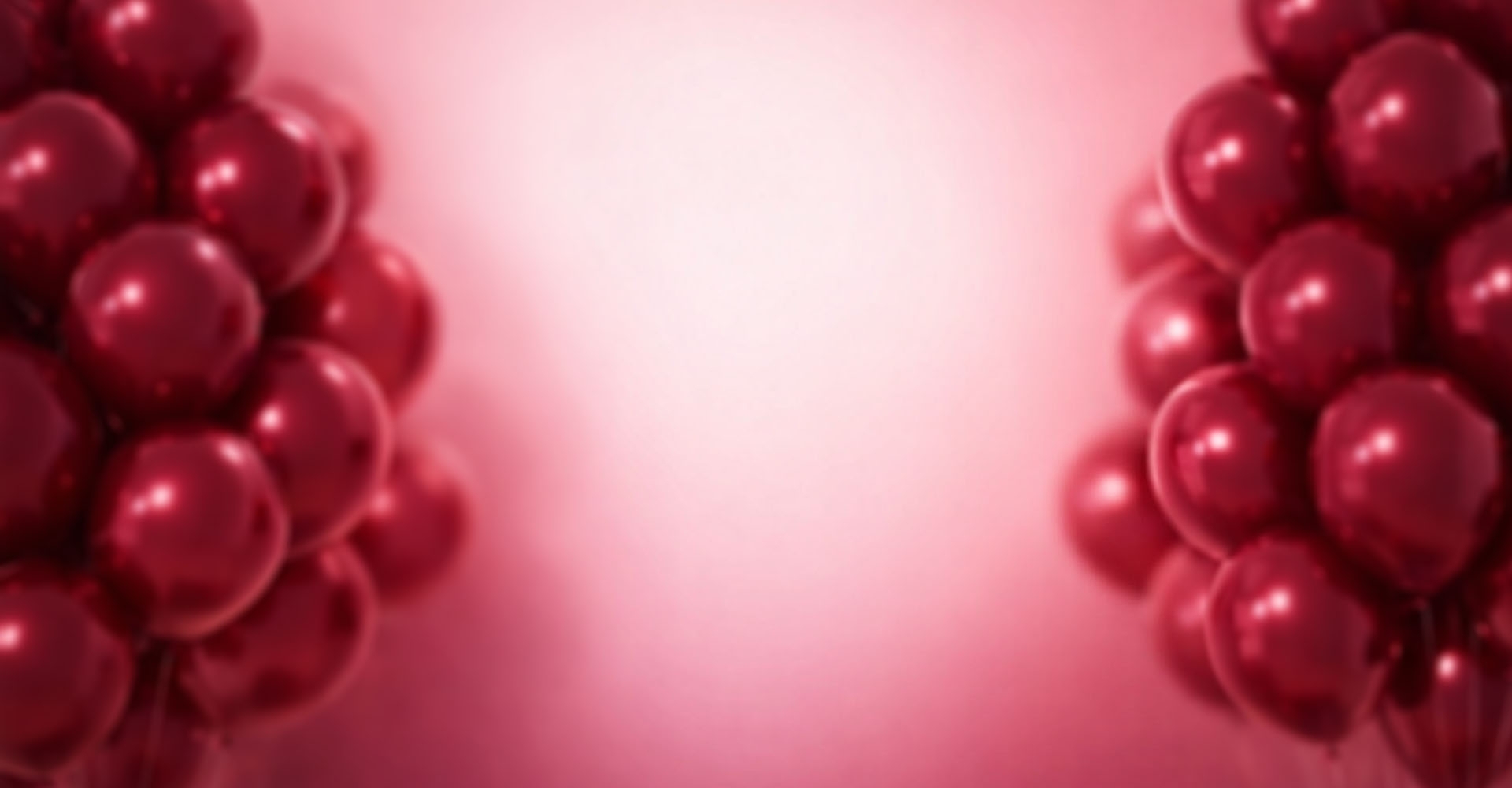 Beeren, Rote Beeren, Bohnenartige Früchte, Fruchtkette, rosa Hintergrund