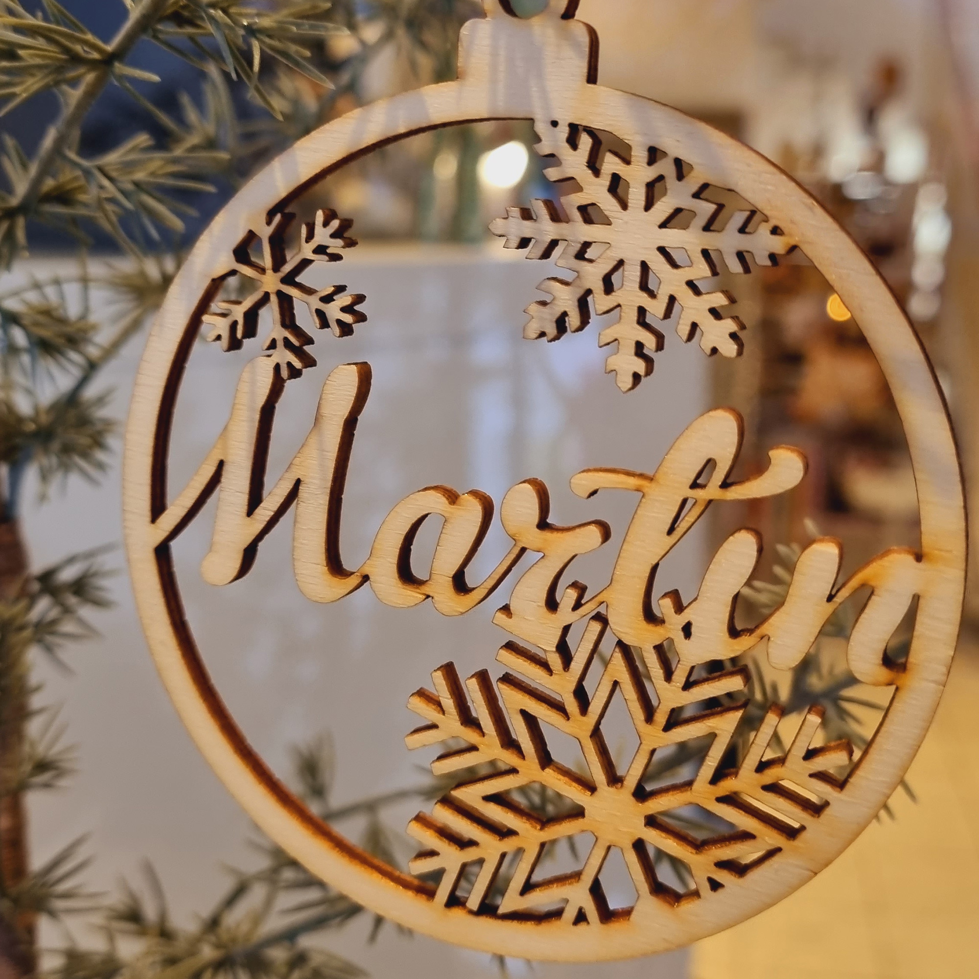 Geschenkanhänger Baumkugel Holz Geschenkanhänger Baumkugel Holz