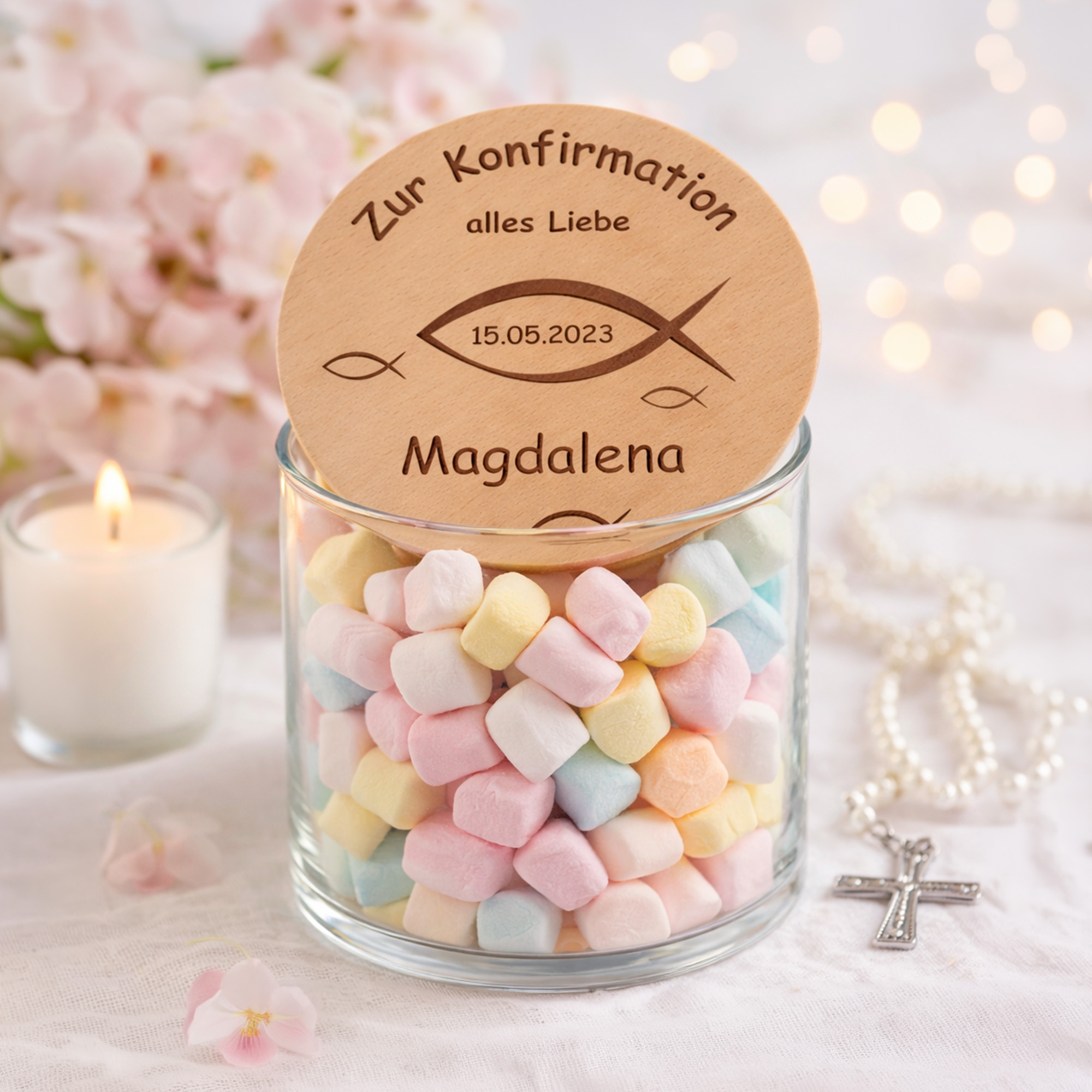 Glasgefäß, Marshmallows, Pastellfarben, Holzdeckel, Rosenkranz