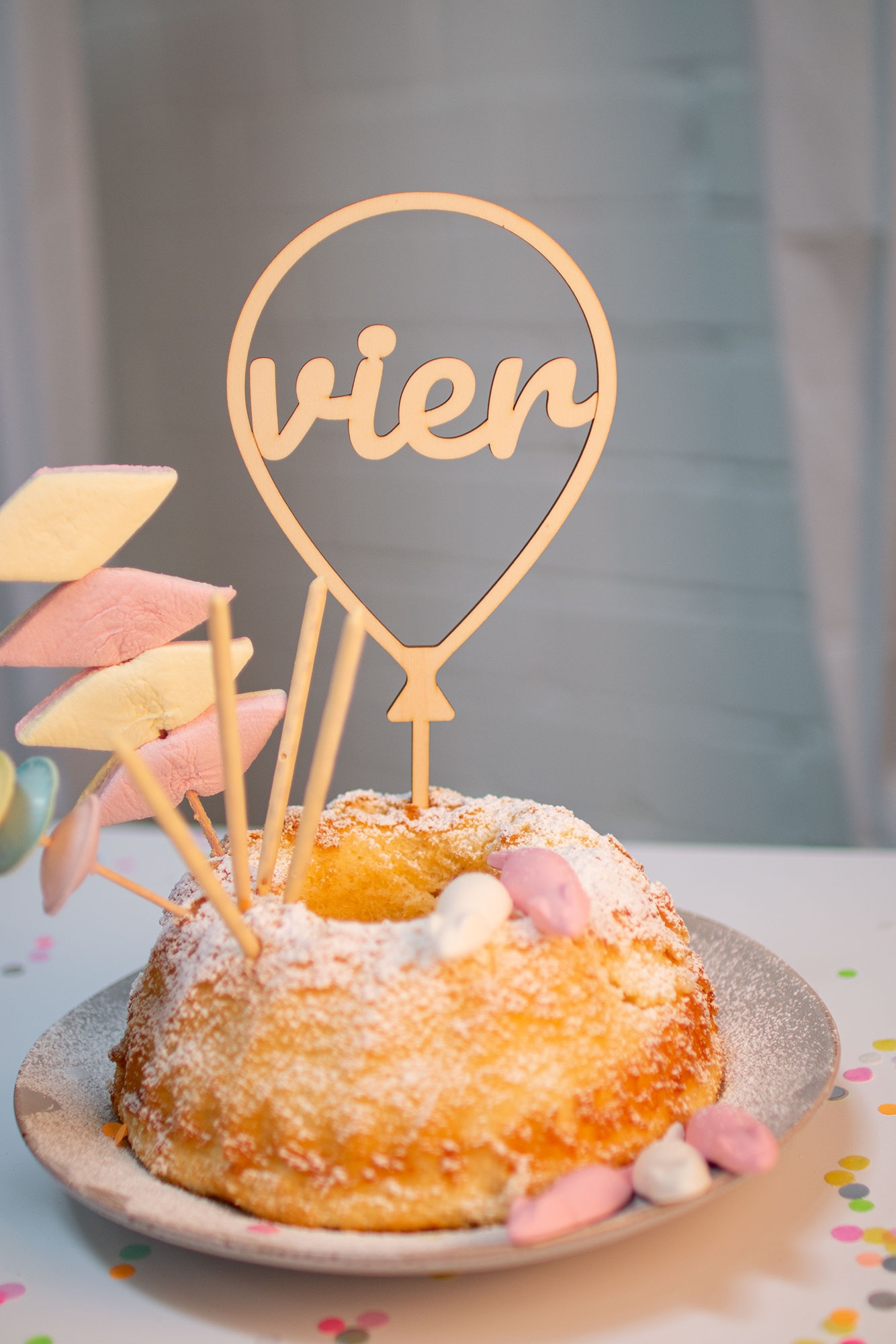 Cake Topper Ballon Zahl 4