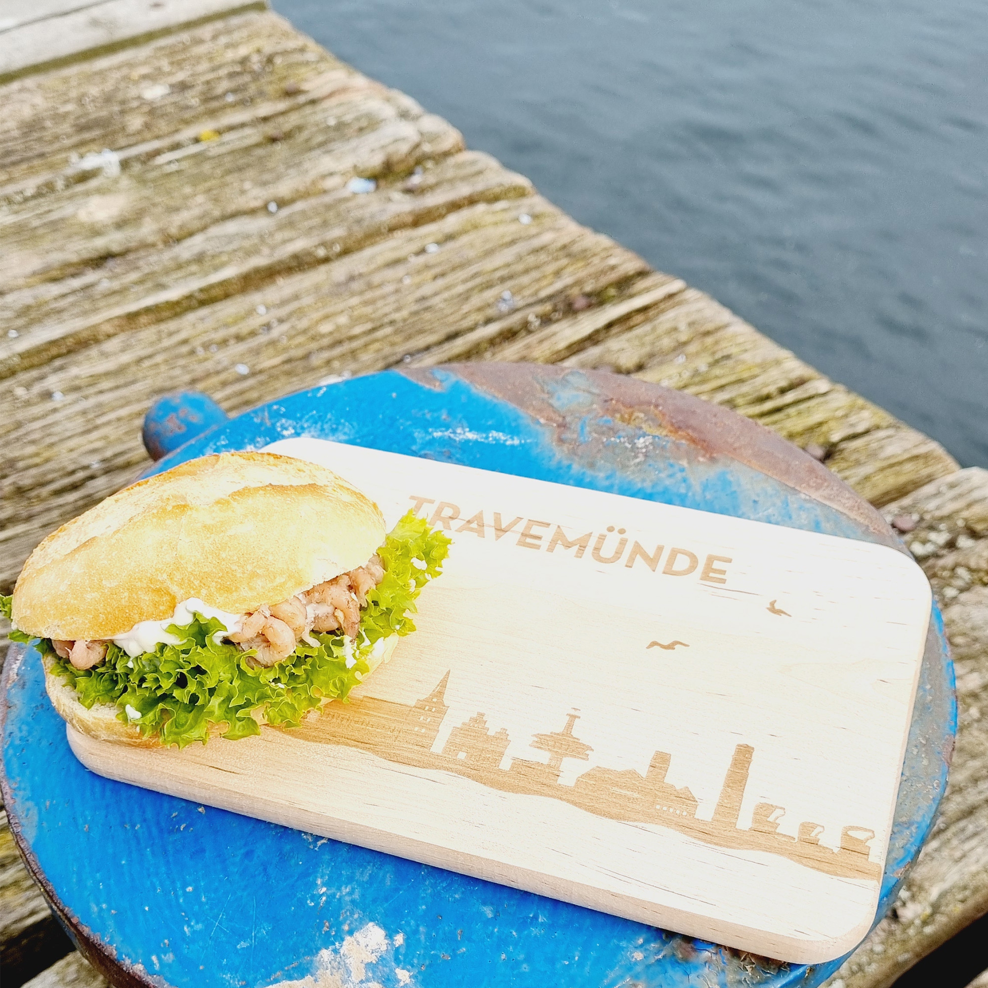 Frühstücksbrett Skyline Travemünde