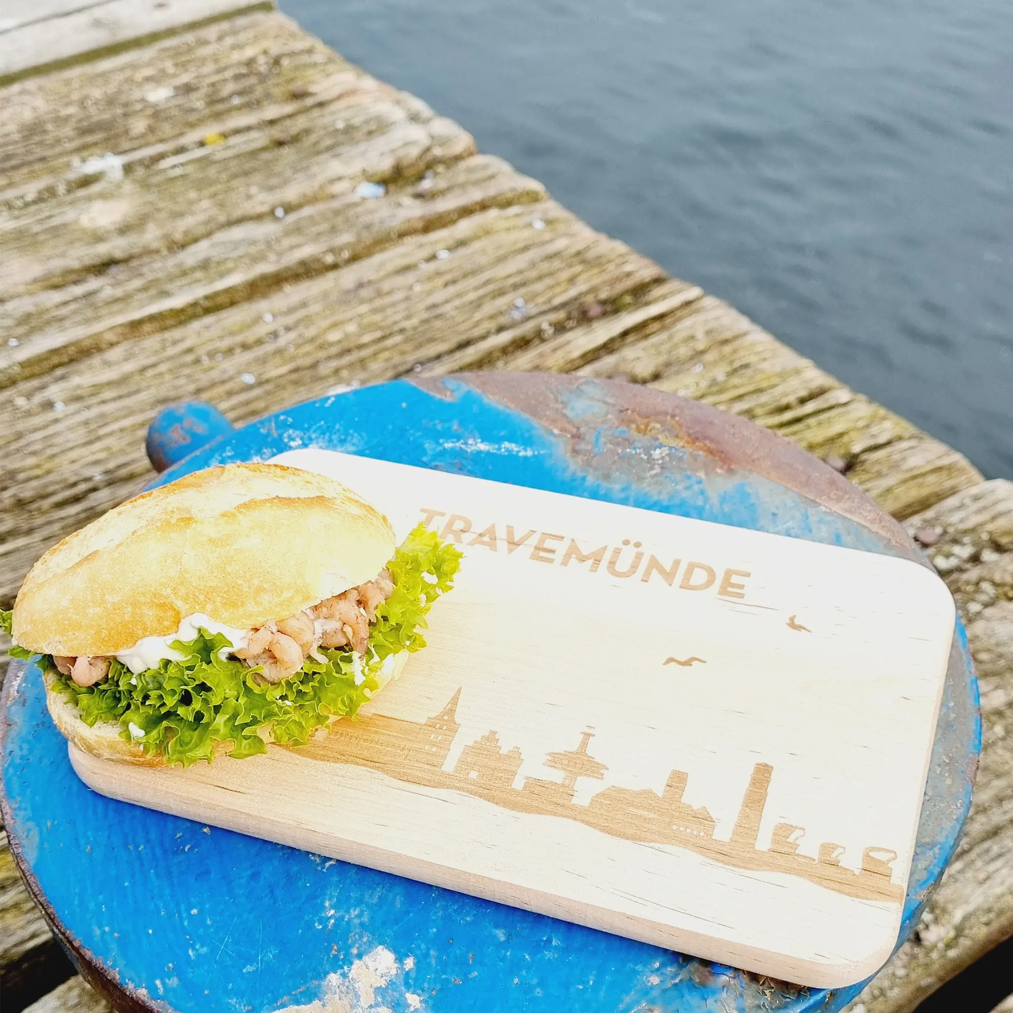 Frühstücksbrett Skyline Travemünde